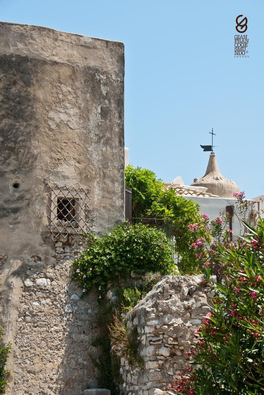 Bed and Breakfast Torre La Mezzaluna Вьесте Экстерьер фото